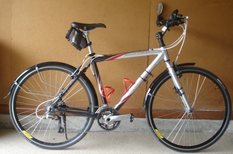 black trek hybrid bike